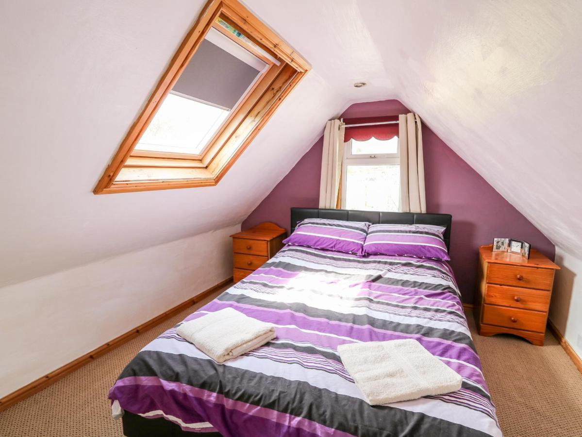 The Hen Pen Villa Llanfyrnach ภายนอก รูปภาพ